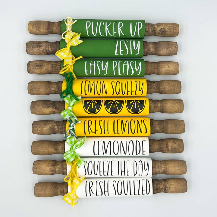 Decorazioni a tema limone | Vassoio estivo a più livelli | Mini mattarelli per la vendita all'ingrosso da parte di Ruaille Buaille Co