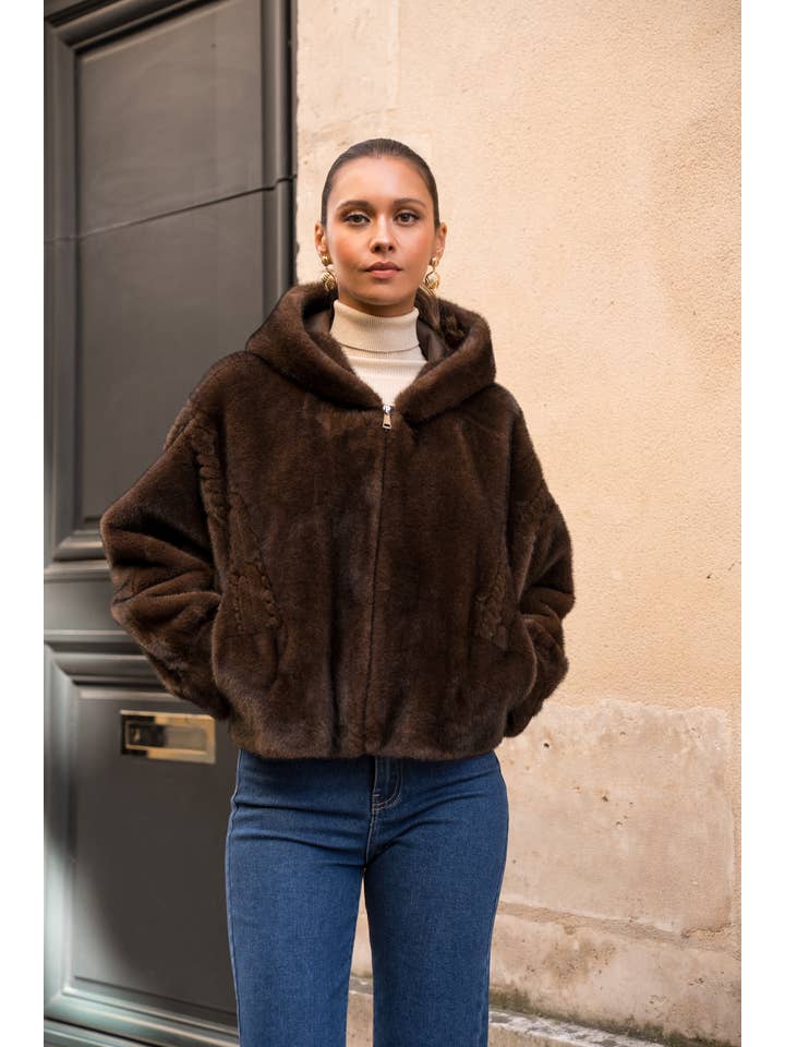 Attentif Paris - Wholesale Fur/Faux Fur Coat - Women's - Short coat with hood in faux fur with braided details30