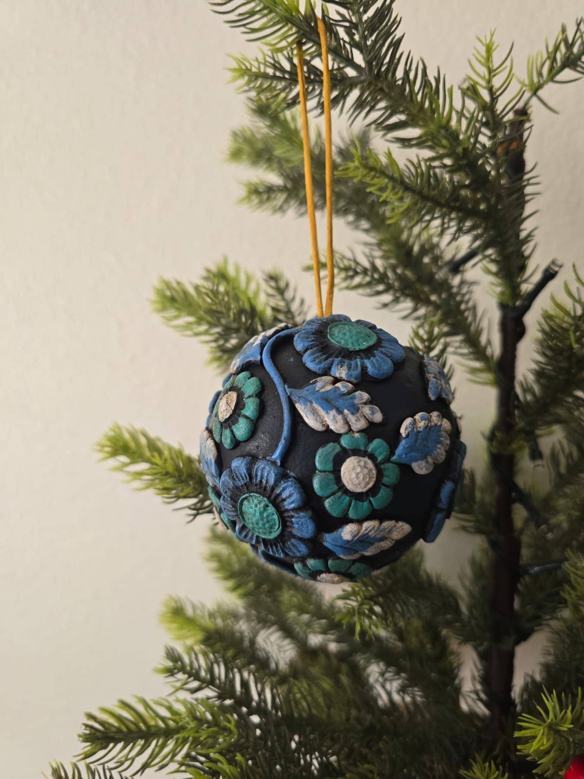 WUAMAN - Alpaca - Wholesale Ornament - Ceramic Ornaments | Handmade Ornaments | Holiday4