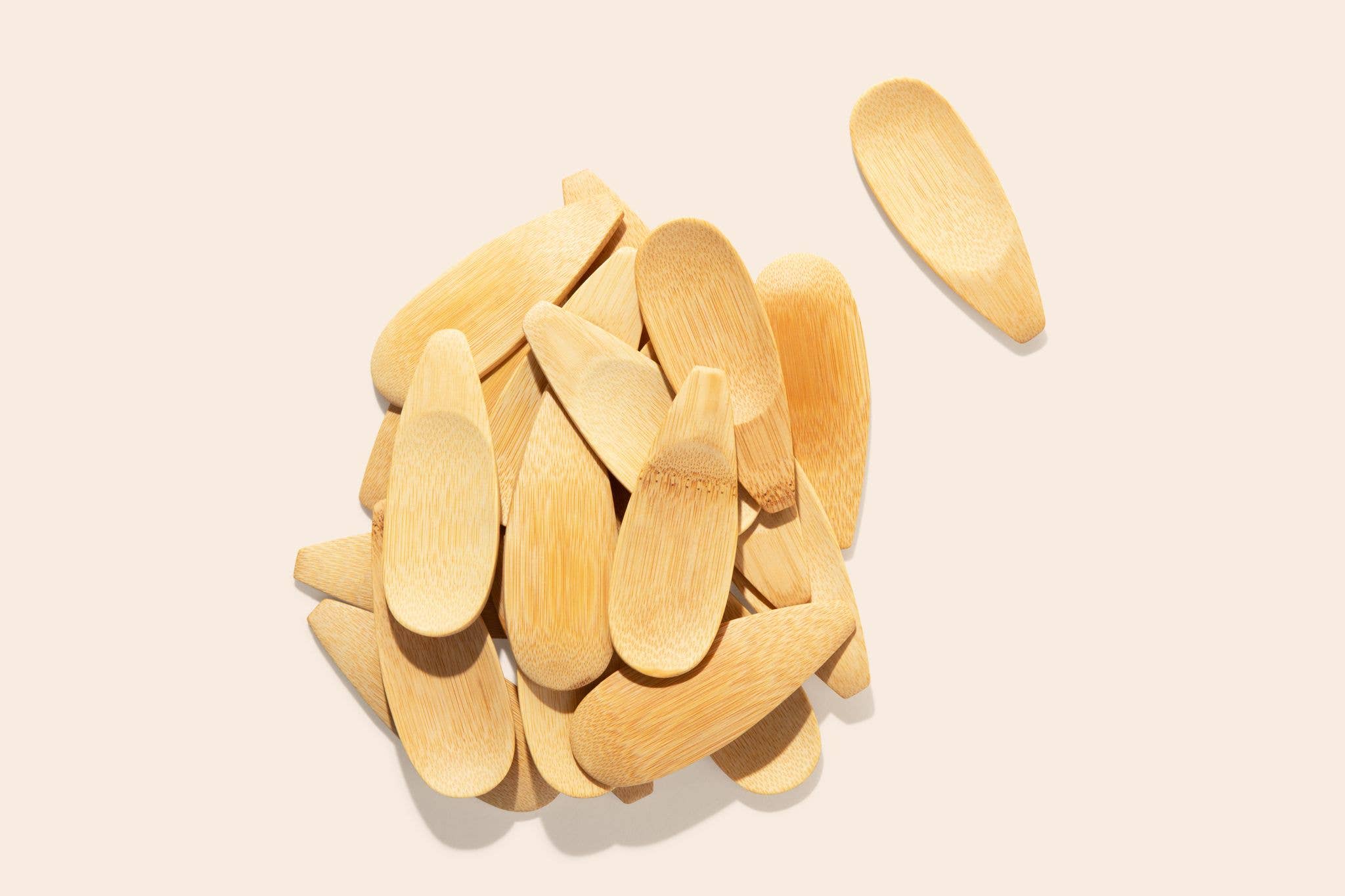 Bamboo Switch - Wholesale Mask Applicator Brush/Tool - Bamboo Deodorant Applicator | Skincare Bestseller