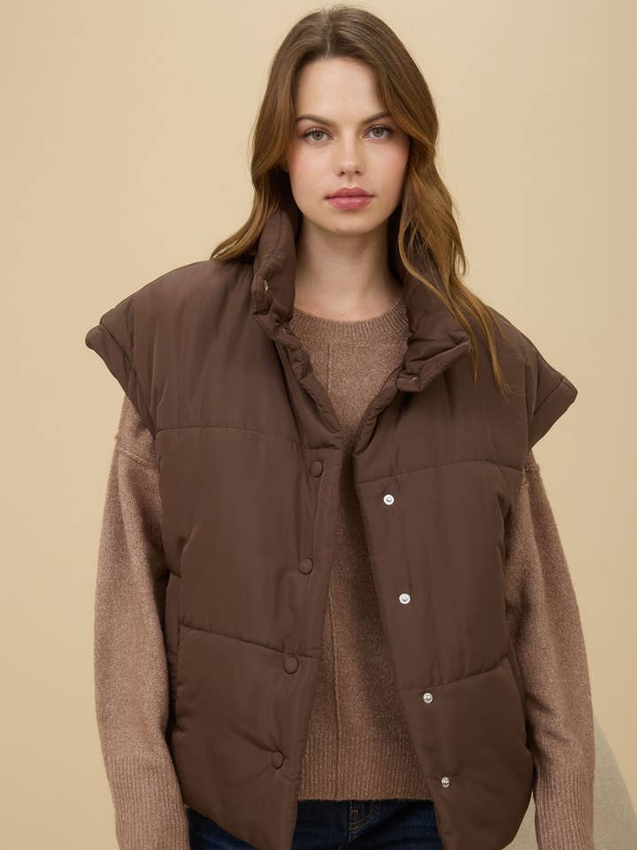 Blu Pepper - Wholesale Outerwear Vest - Women's - OVERSIZED SNAP BUTTON PUFFER VEST 8