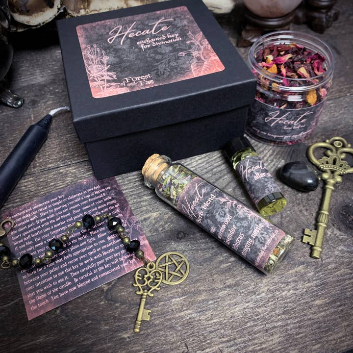 of Forest and Fae - Wholesale Meditation Supplies - Hecate Enchanted Key DIY Kit • Witch kit for ritual & spells1