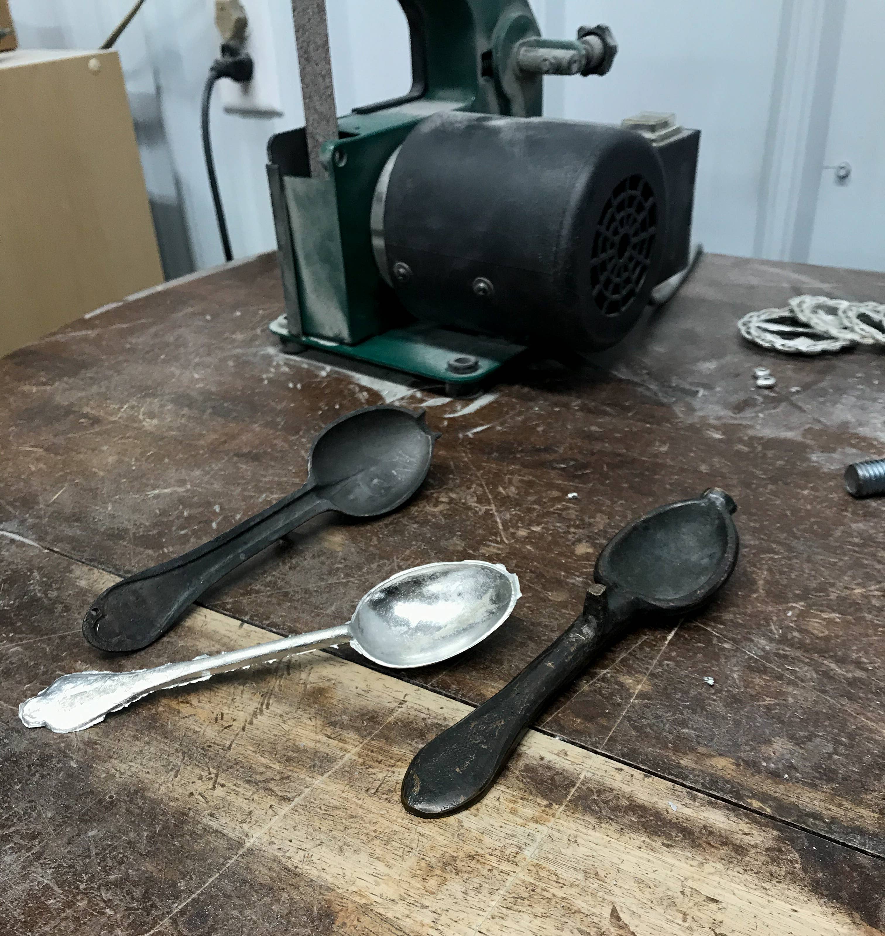 House of Morgan Pewter – Utensílios para servir por atacado – Colher de estanho rústica artesanal - Colher de concha6