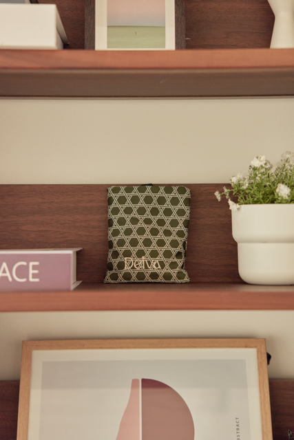 Deiva - Wholesale Sachet - Rain on Tea Leaf1