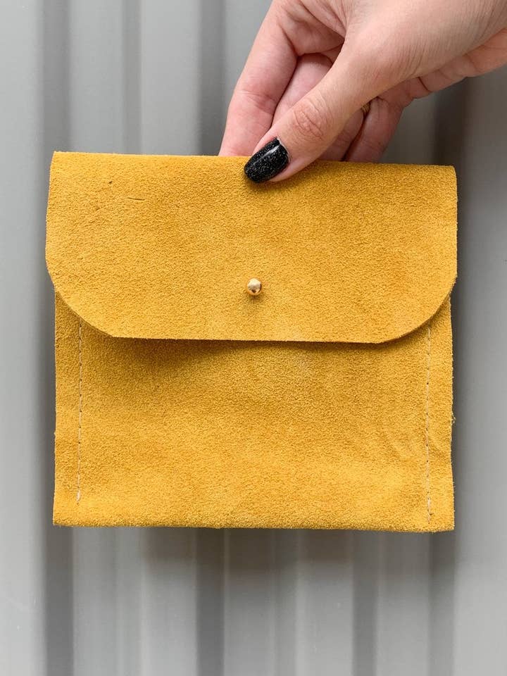 Tasi Suede etui voor wholesale door Lost Generation Goods