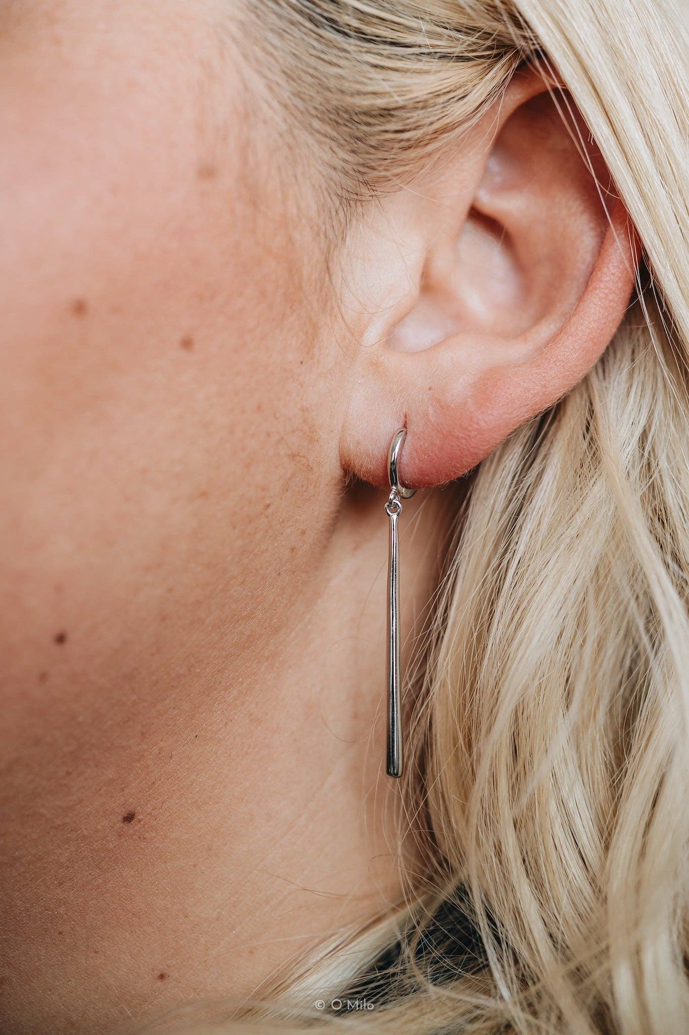 O'Milo - Wholesale Hangende/ronde oorbellen - Golden pendel oorbellen Vela6