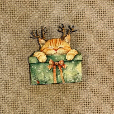 Presente de Natal Gato Laranja Íman de Madeira para Agulhas por atacado de The Crafty Grimalkin