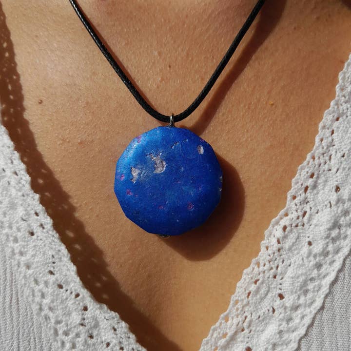 Mundo Orgon - Wholesale Pendant/Charm Necklace - Blue Dodecagon Orgone Pendant with Shungite