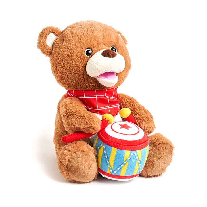 Cuddle Barn, Inc. - Vente Peluche – enfant et bébé - Drummin' Billy Bear (peluche musicale douce pour enfants)5