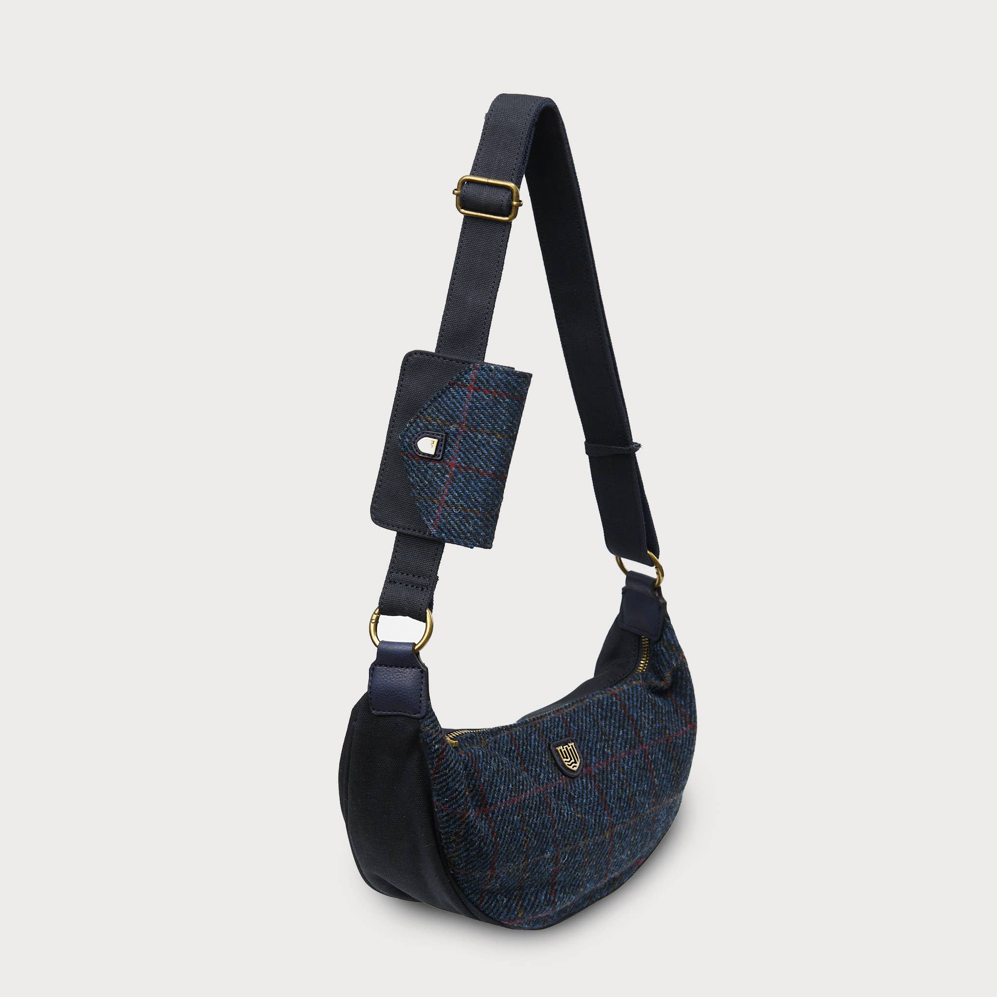 Islander - Wholesale Crossbody Bag - Women's - The Luna Bag17