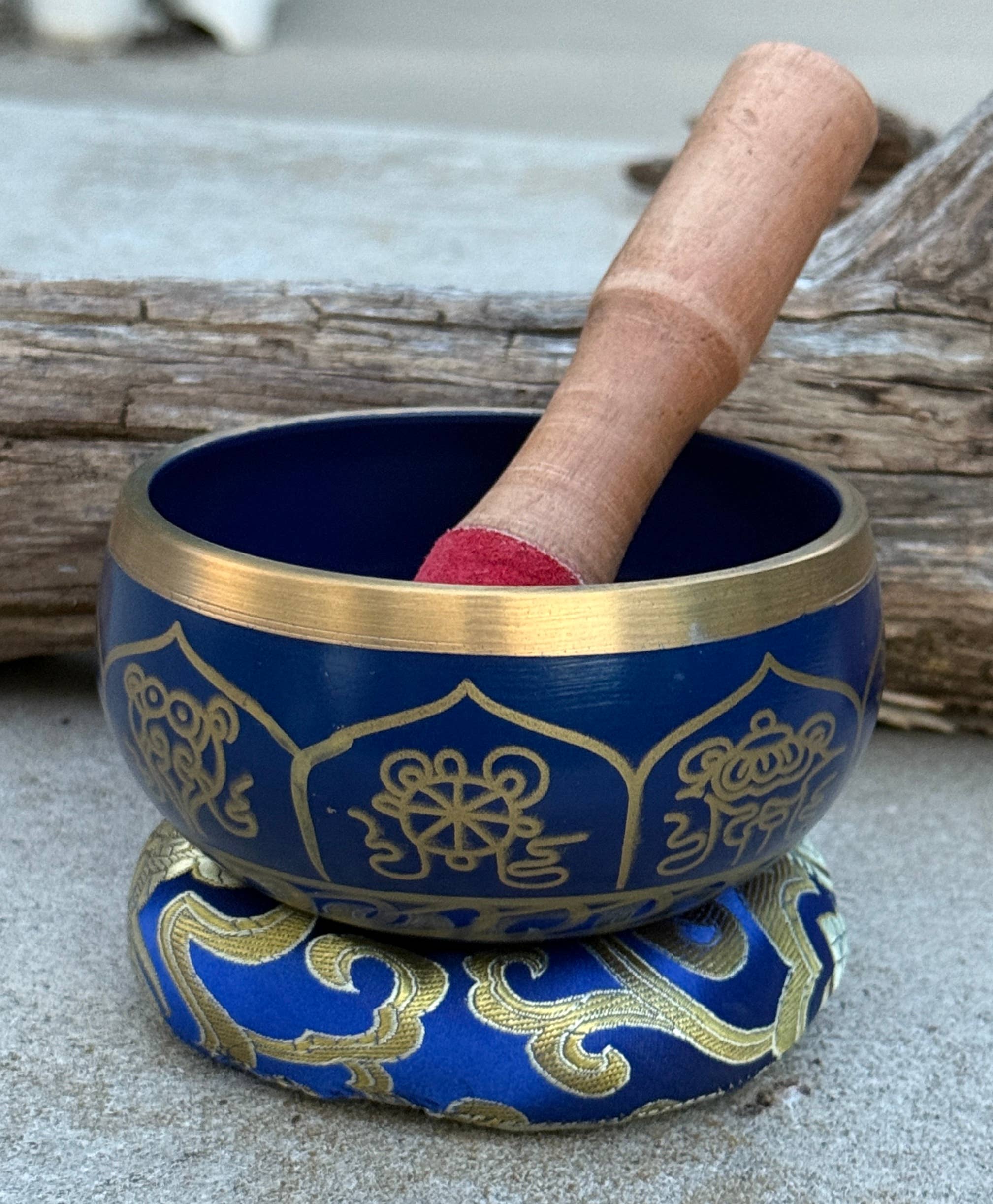 Lungta Imports - Wholesale Meditation Supplies - Singing Bowl Complete Set ~ 8 Lucky Symbols ~ For Meditation15