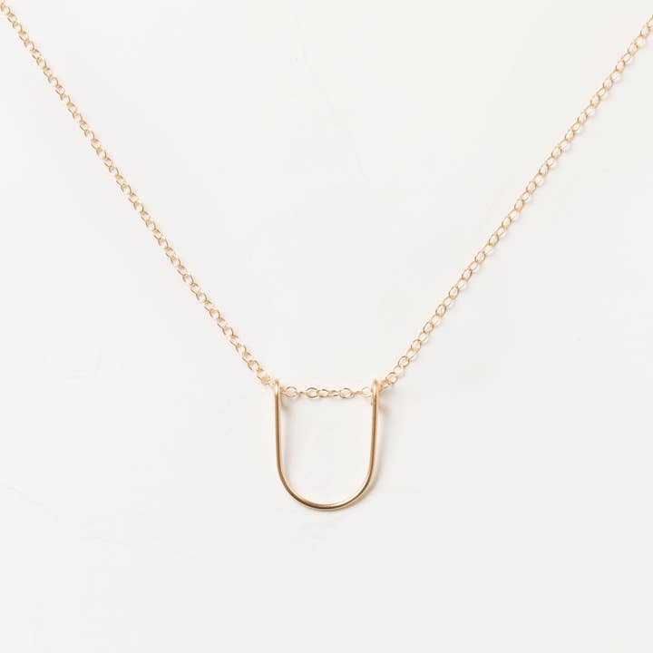 Empower Halskæde | Guld Fyld for engroshandel hos Sheena Marshall Jewelry