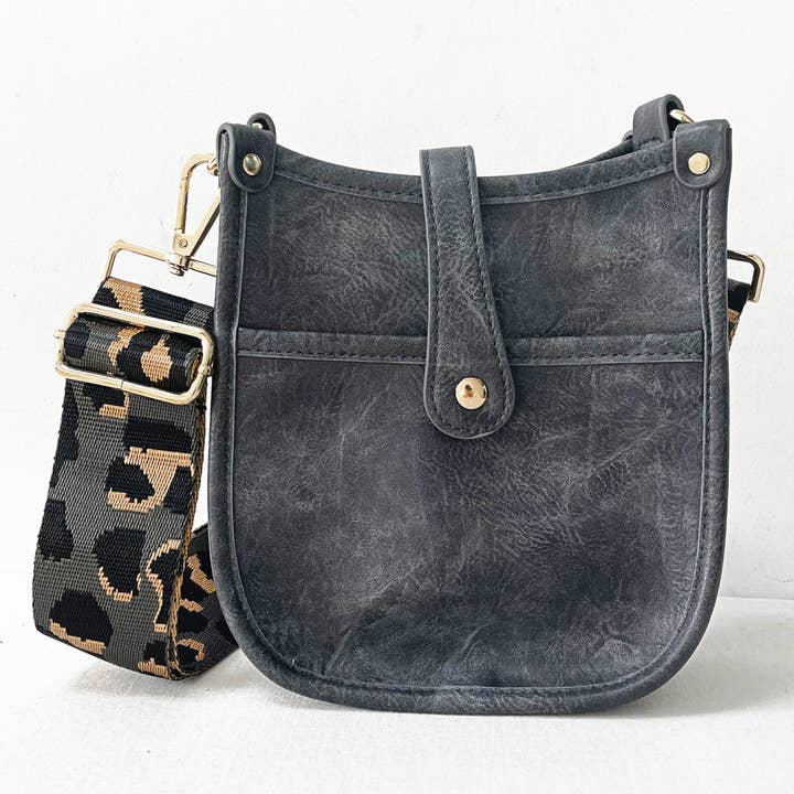 Threaded Pear - Wholesale Crossbody Bag - Women's - Compact Vintage Courier | Choose Your Strap