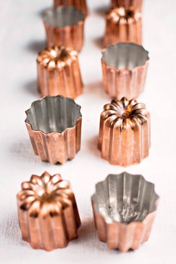 Kayrana – wholesale Cupcake/muffin tin – French Copper Canele Mold Set of 101