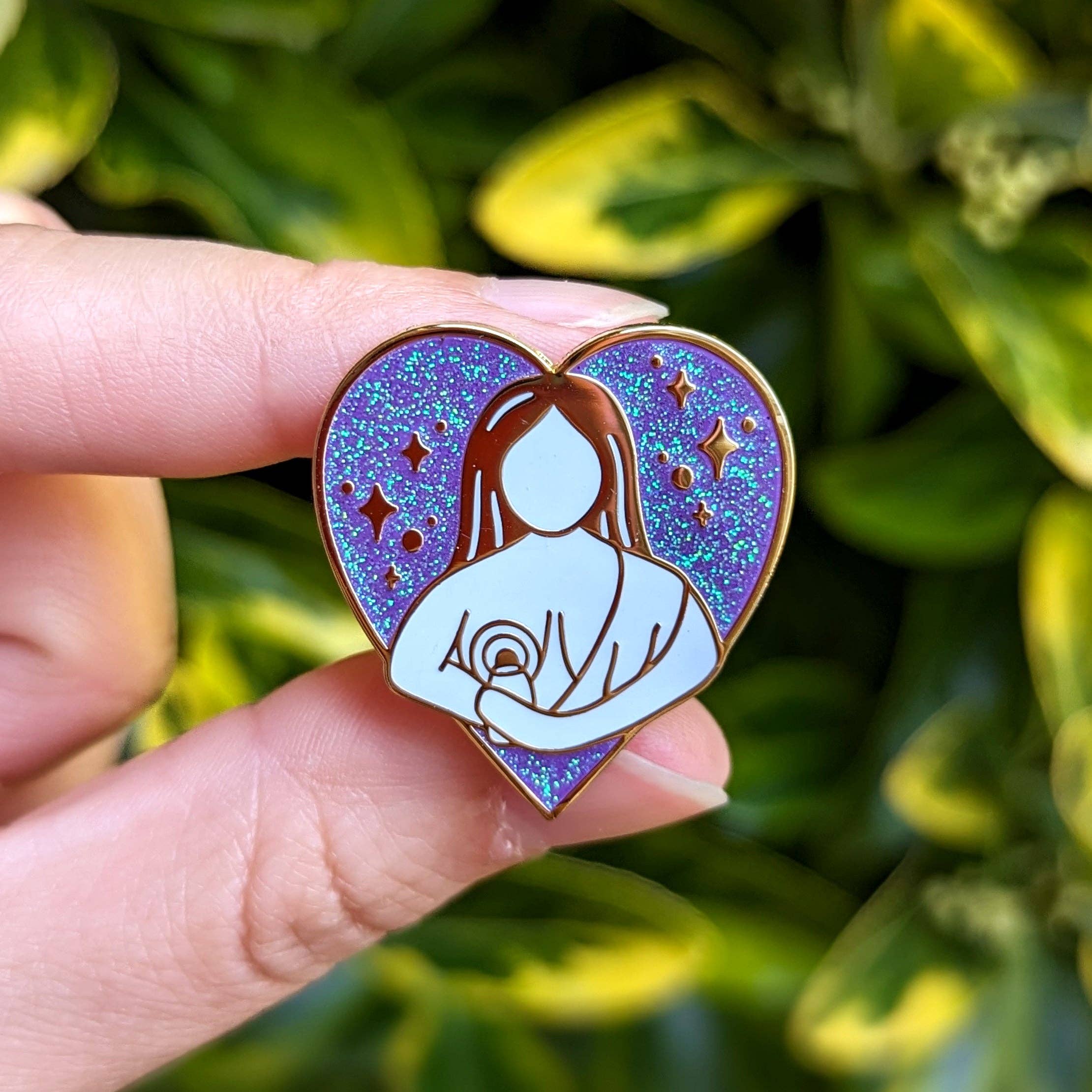 T & Belle - Vendita all'ingrosso Spilla da bavero - Spilla smaltata «Expressing Love», ricordo dell'allattamento al seno1