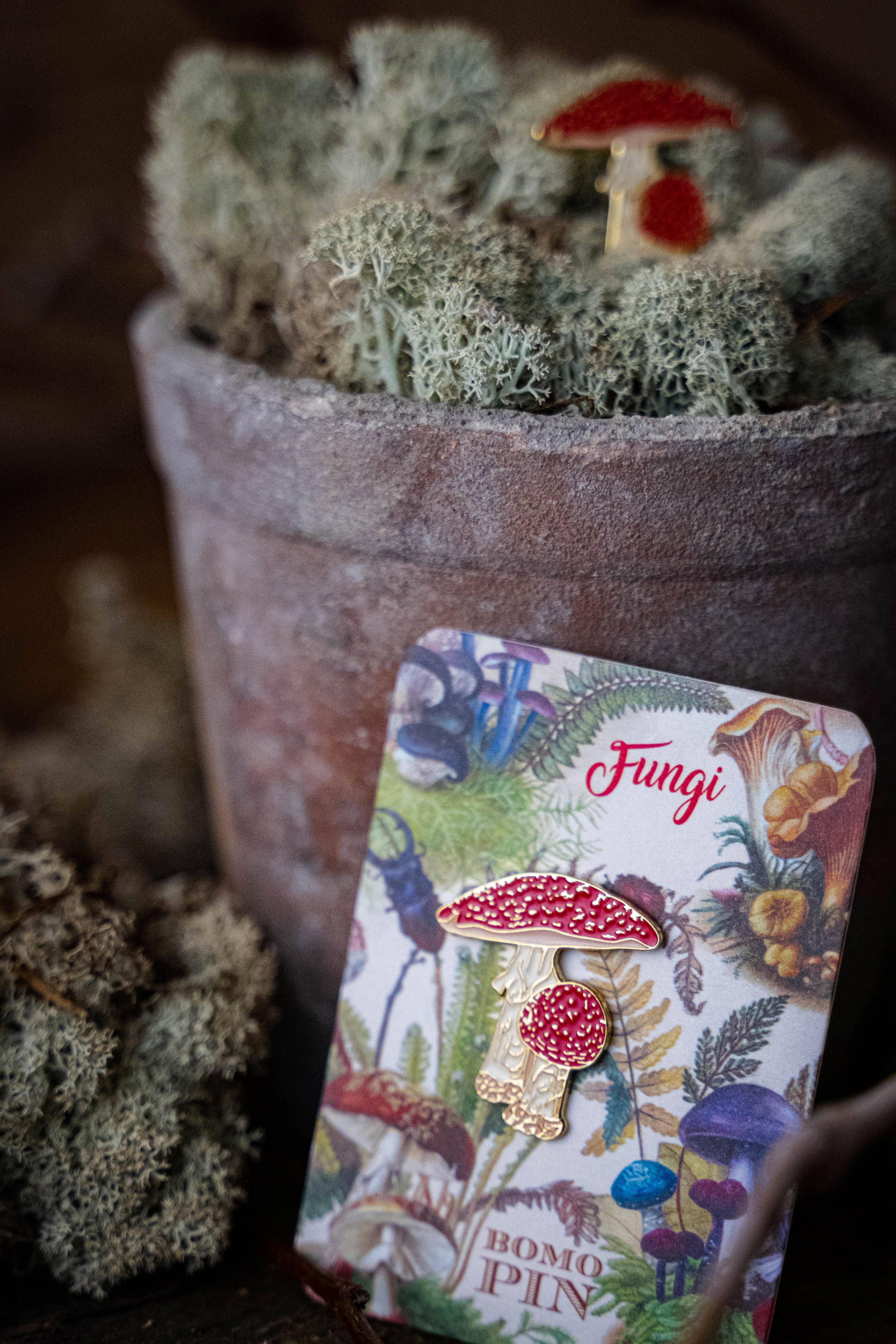 Bomo Art Budapest - Wholesale Lapel Pin/Button - Bomo Pin 33