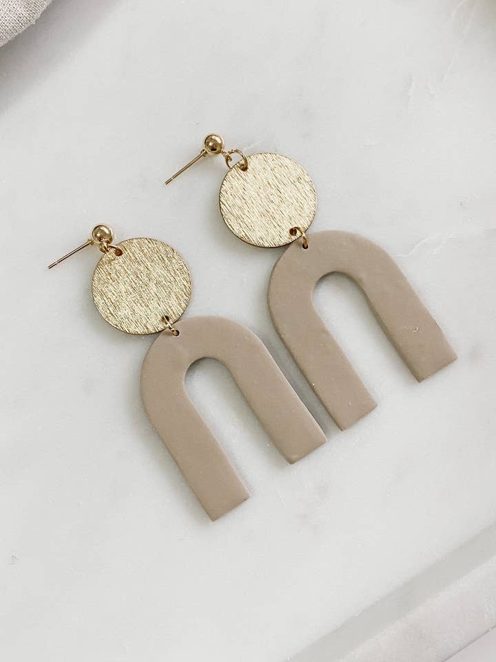 La collezione Ivys-Sandstone per la vendita all'ingrosso da parte di Florence and Fig