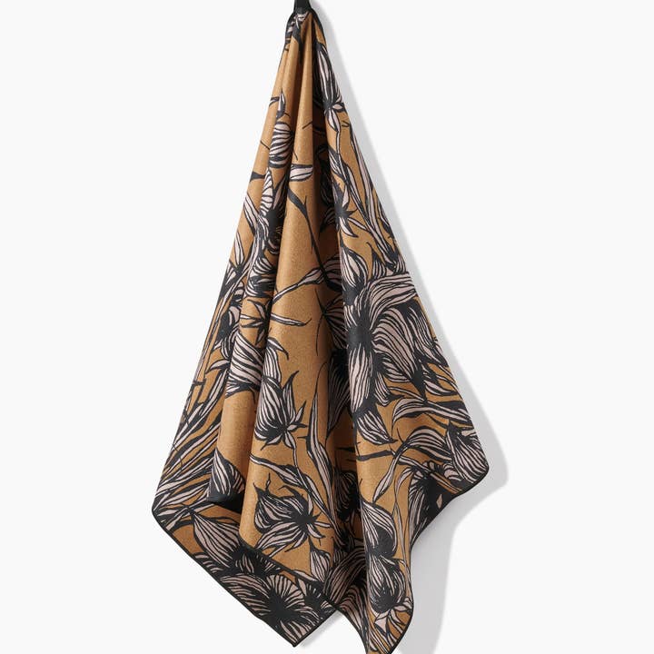 Geometry - Wholesale Beach Towel - Stay Saffron Beach Towel2