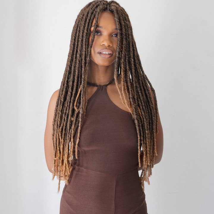 Boho Locs – wholesale Hair extensions – Bey-Blonde Supreme Locs in 22"