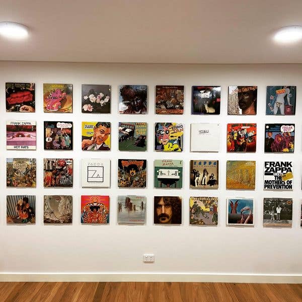 Ocean Peak Australia and New Zealand Pty Ltd - Wholesale Wall Mounted Shelf - Vinylrax Double – Black1