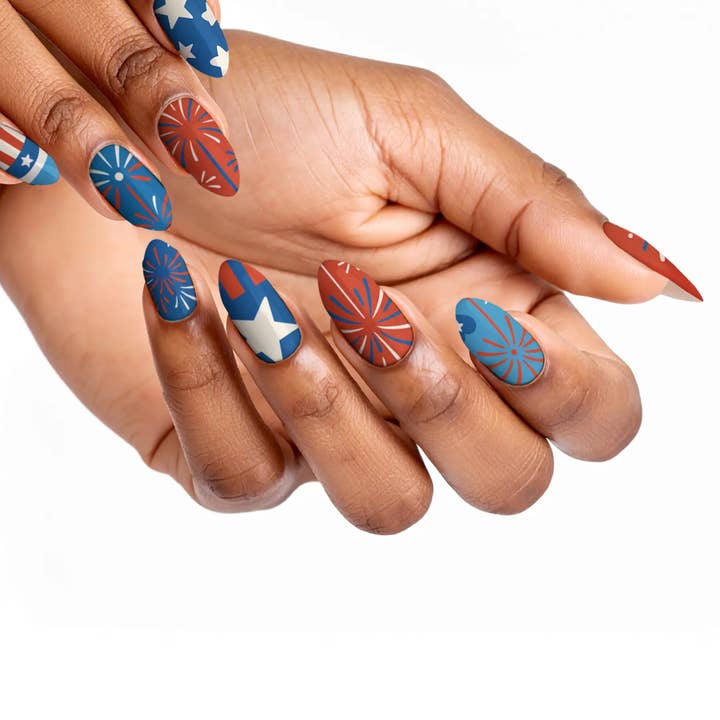 FYNE BODY - Wholesale Press-on/fake nails - Glitter Beam 4th of July Press-On Nails17