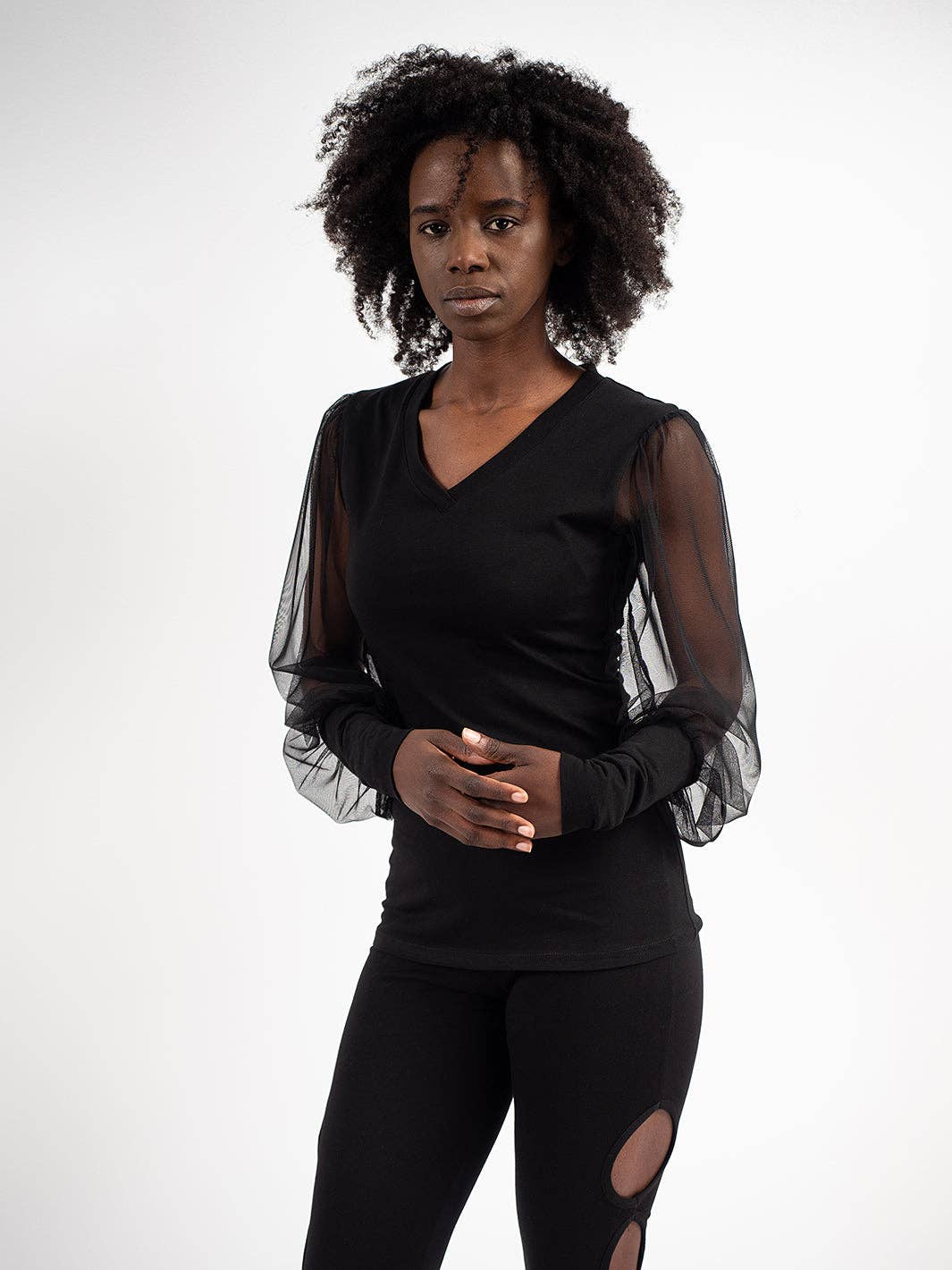 Metamorphoza – Engroshandel Bluse - Dame – Bluse med meshærmer og V-udskæring4