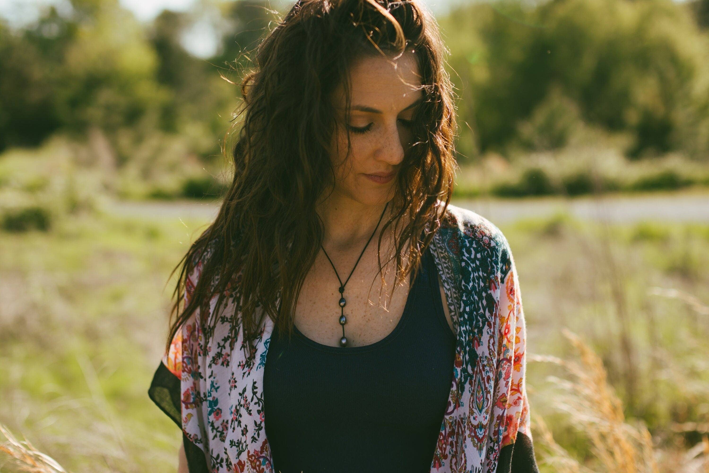 The Rustic Boho Chic - Vente Sautoir et collier en Y - Collier lariat en cuir avec perle, cadeau de 3ème anniversaire pour femme, pierre de naissance de juin4