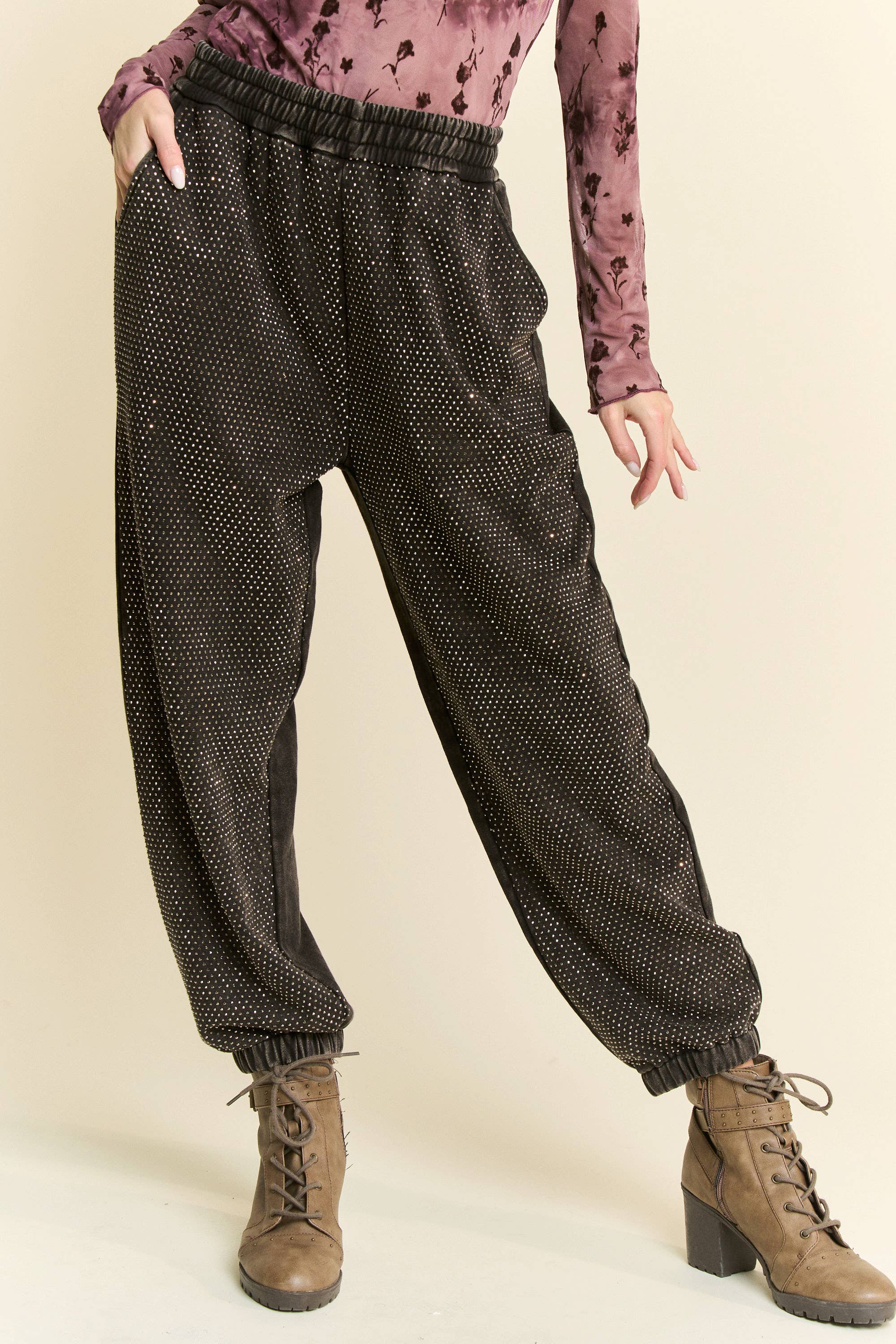 Davi & Dani - Wholesale Pants - Women's - RHINESTONE ELASTIC WAISTBAND JOGGER PANTS1