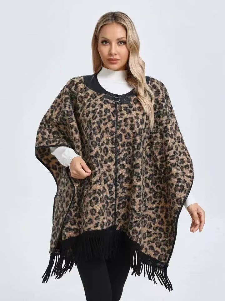PEACH ACCESSORIES – wholesale Poncho – Women's – Leopard Print Poncho with Tassels PE3954