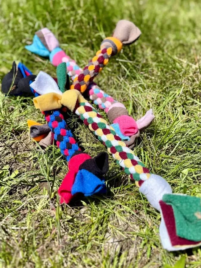 Pequeno scoubidou - Brinquedo para cão por atacado de Leenia