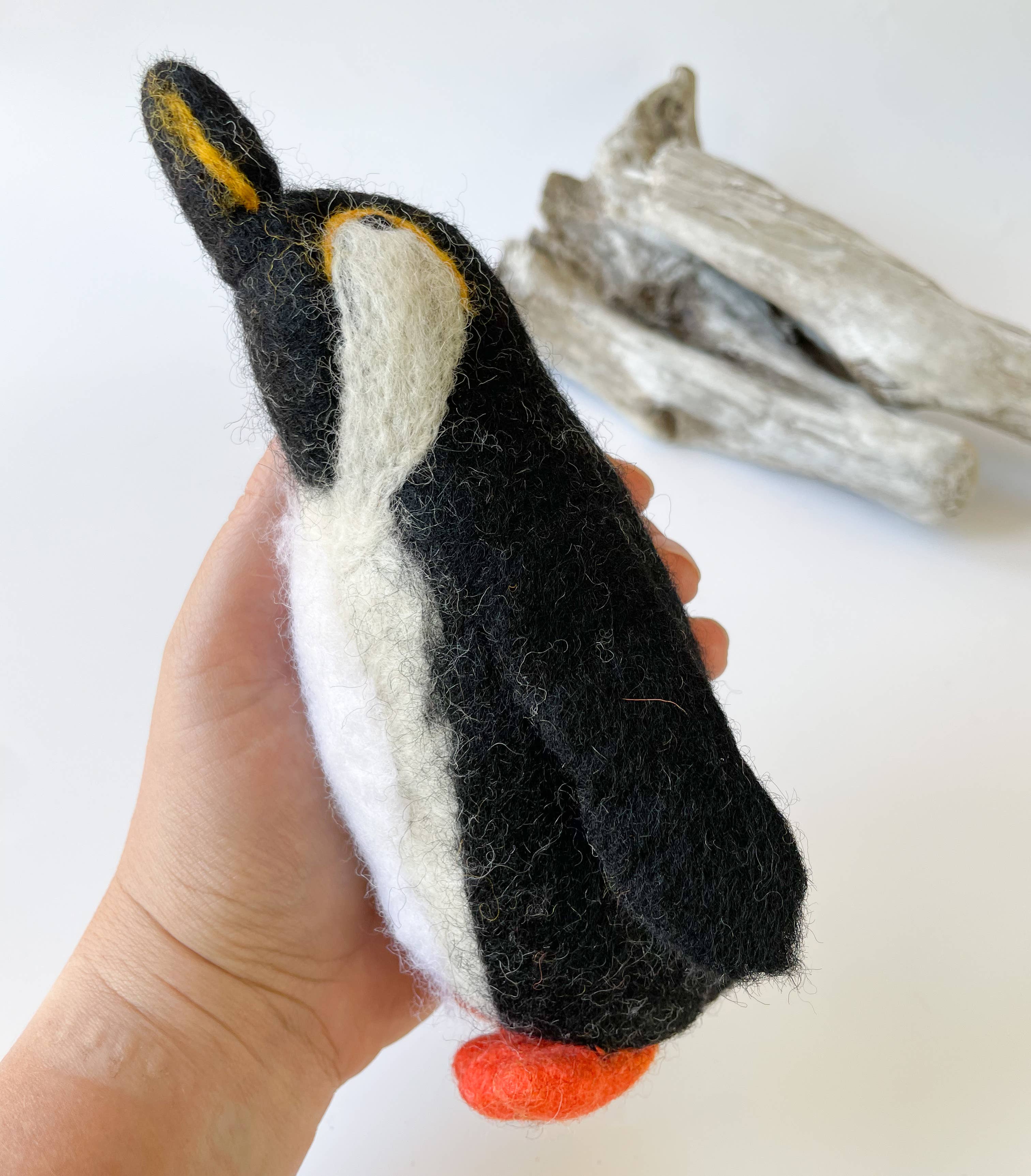 AKUKU - Wholesale Decorative Tabletop Object - Big  Standing Penguin Felt Decor1