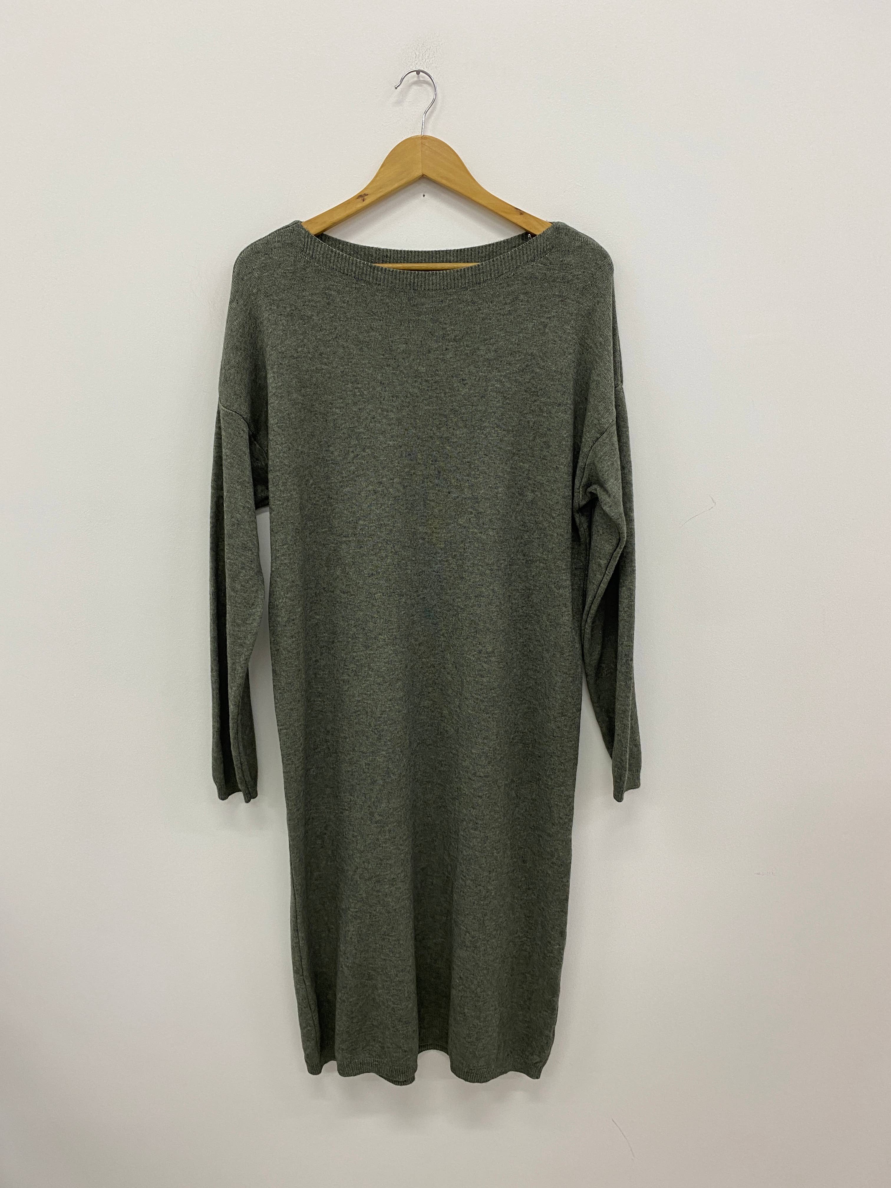 ORNELLA PARIS - Wholesale Dress - Women's - LEL-R22271 plain long sweater dress21