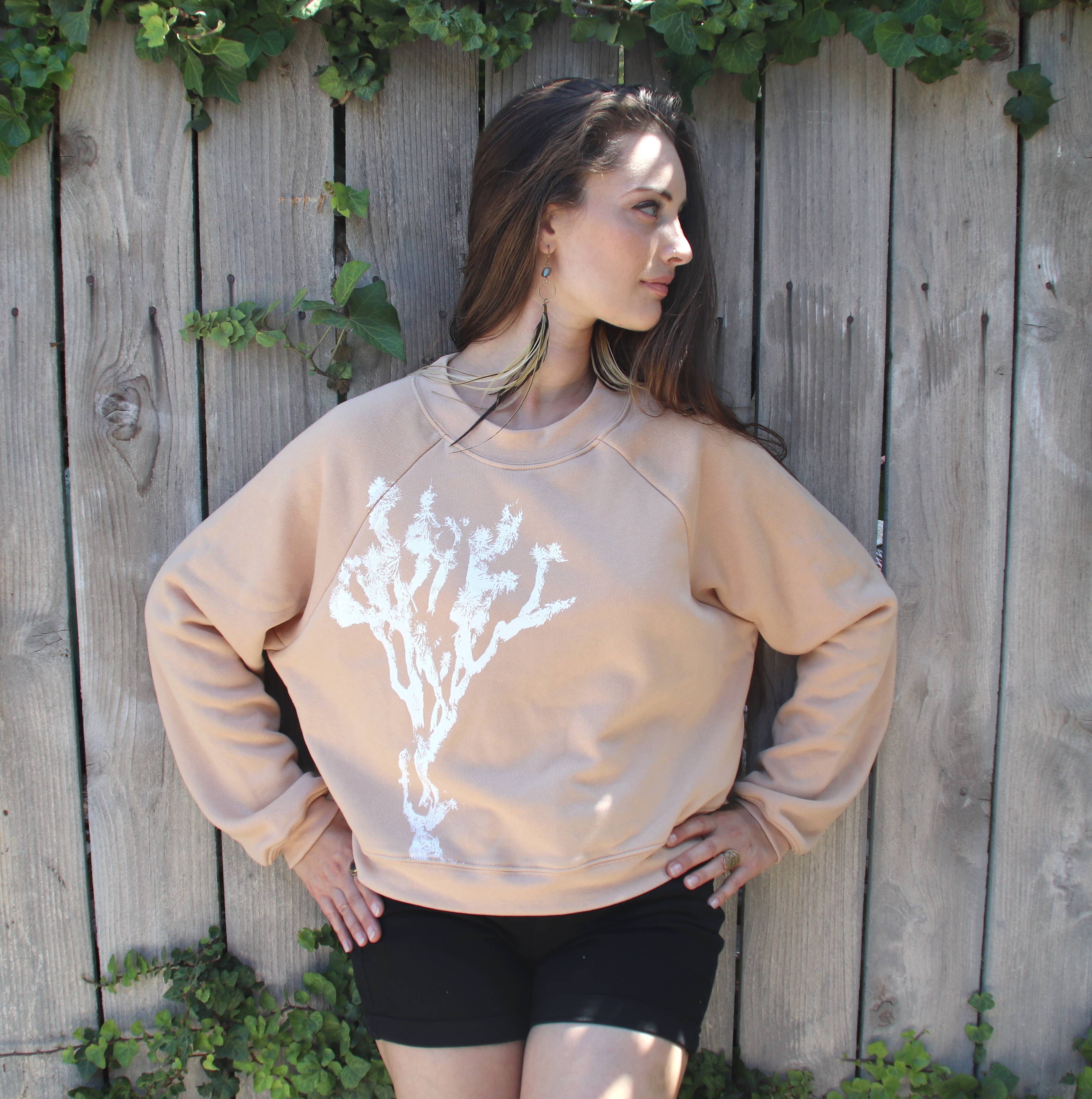 Blonde Peacock - Wholesale Graphic Sweatshirt - Women's - Joshua Tree Raglan Fleece3