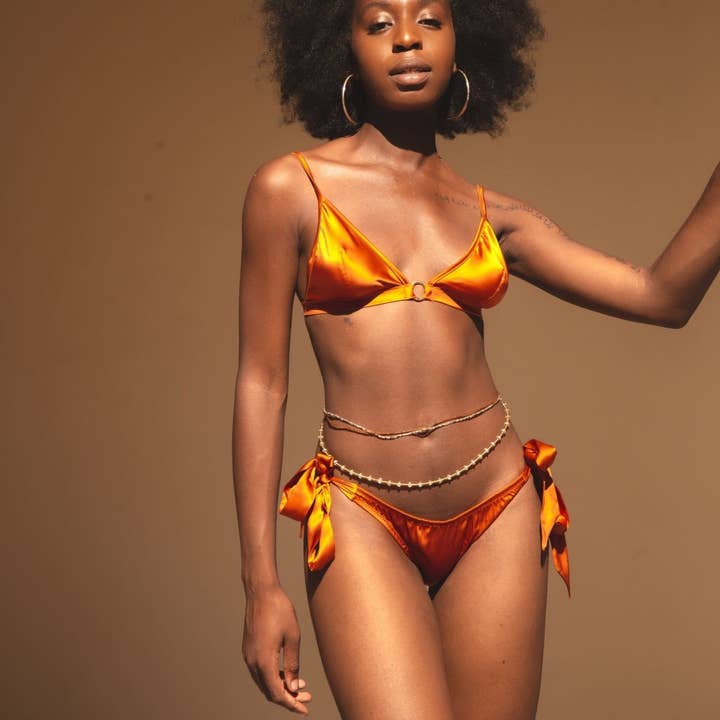 IHUOMA - Wholesale Underwear - Women's - Luna Flame Silk Side Tie Knicker