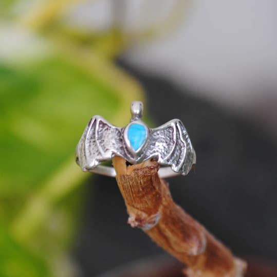 Turquoise and 925 Silver Bat Ring for wholesale by Iroquoise