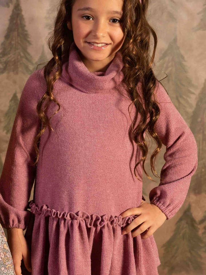 Vestito in maglia con collo tondo per bambine per la vendita all'ingrosso da parte di BABINE-ROINSAL