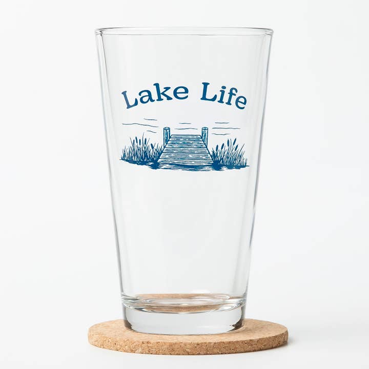 Verre à bière "Lake Life" pour les rassemblements d'été Amusement en plein air pour la vente par Counter Couture