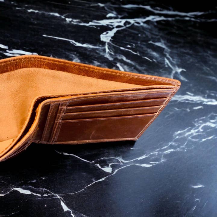 Texan Customs - Wholesale Wallet - Men’s - Premium Buffalo Leather Bifold Wallet Duck Bread Design3