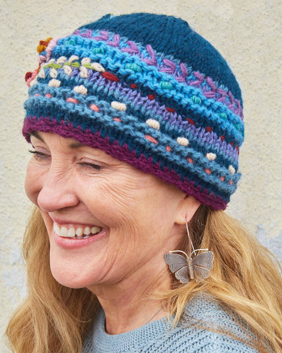 Zig Zag Asian Collection - Vente Bonnet – femme - Bonnet en maille avec broderies florales7