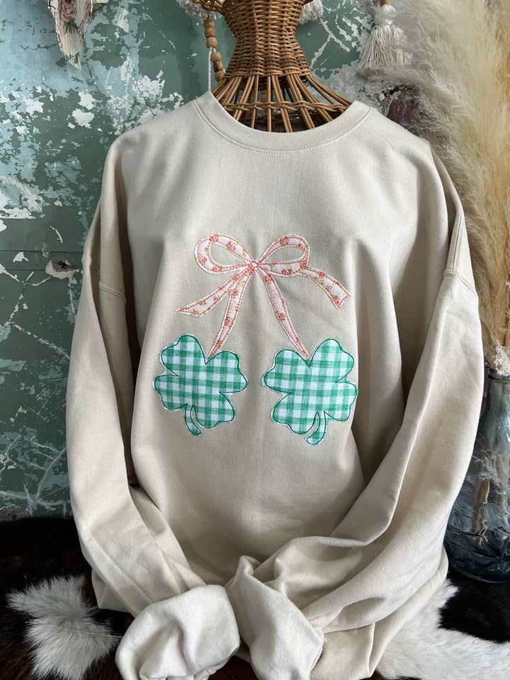 Cerejas Shamrock | Feito à mão por atacado de The White Stitch