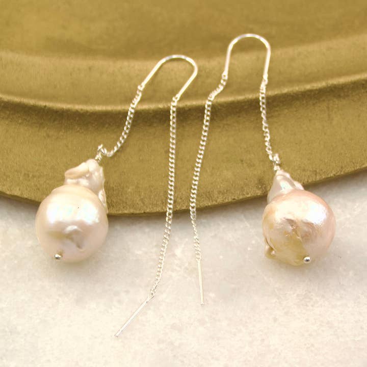 Pendiente barroco con hilo y barra de perlas de agua dulce para venta al por mayor de Veluna