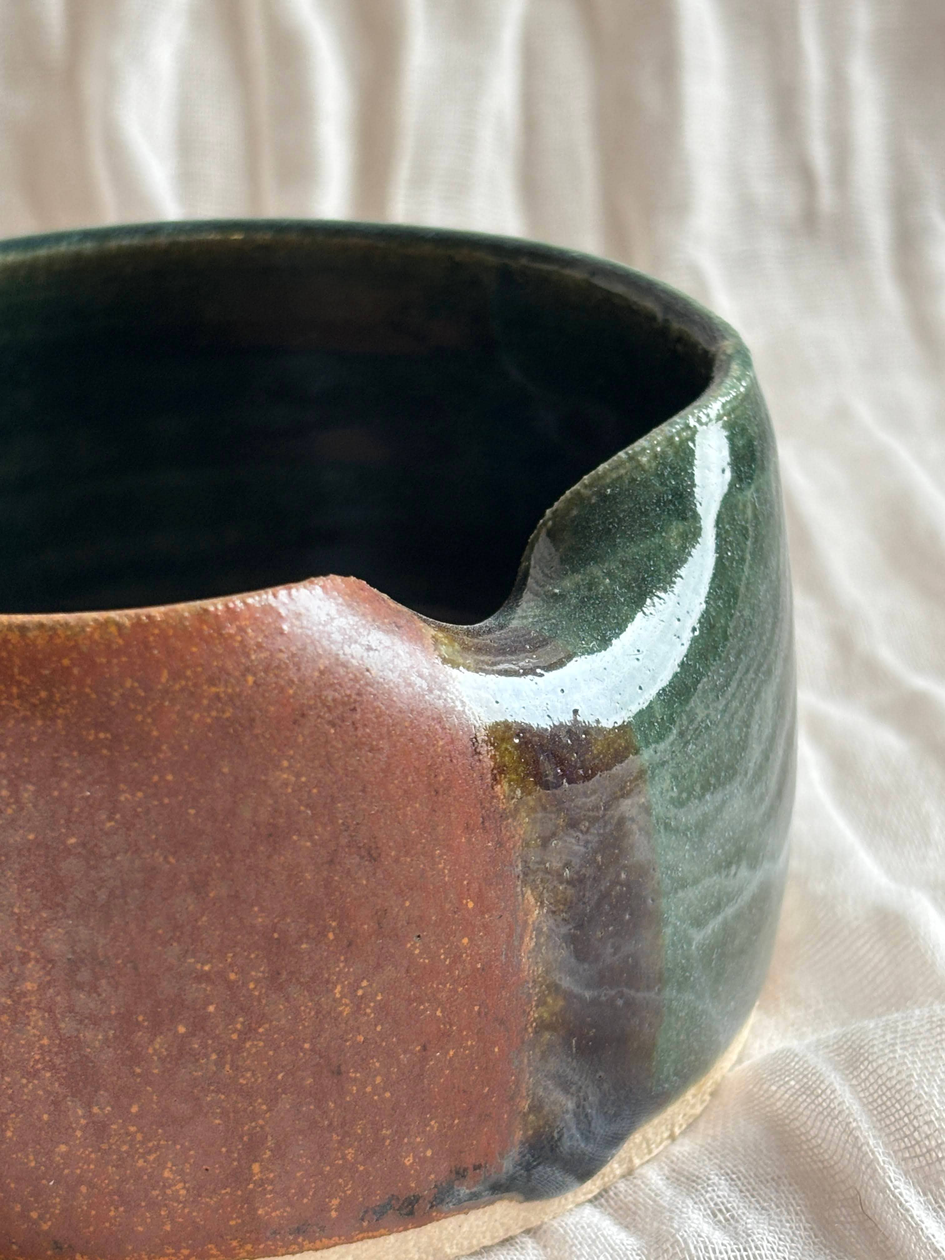 Charlotte Manser Ceramics – wholesale Bowl – Earth Tea Bag Bowl1