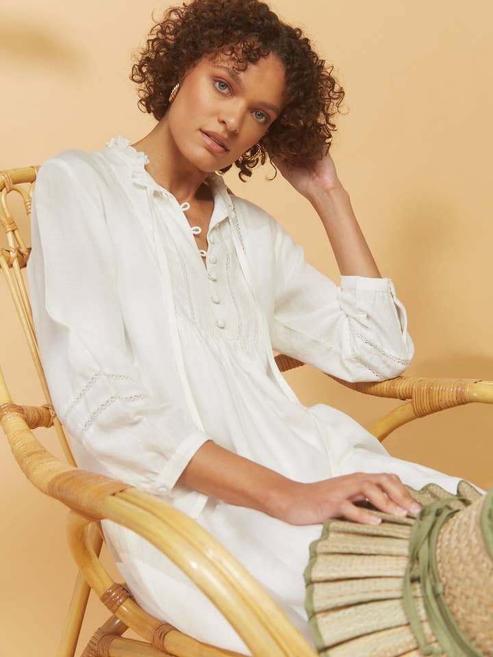 Leinenkleid Louisa Weiß für den Großhandel von House of Lacuna