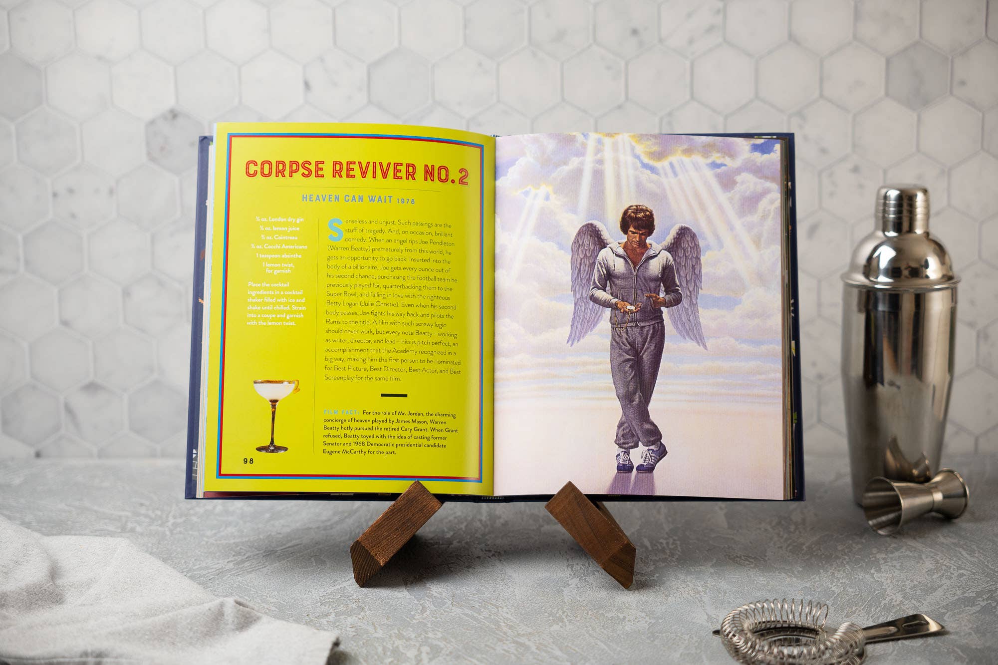 HarperCollins Focus - Wholesale Mixology & Beverage - Hollywood Cocktails: Over 95 Recipes Celebrating Films6