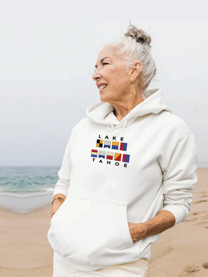 Maritime Tribes LLC – Engroshandel Hoodie – Unisex – Hættetrøjer (Unisex) - Nautical Signal Flags (Stav det i flag)