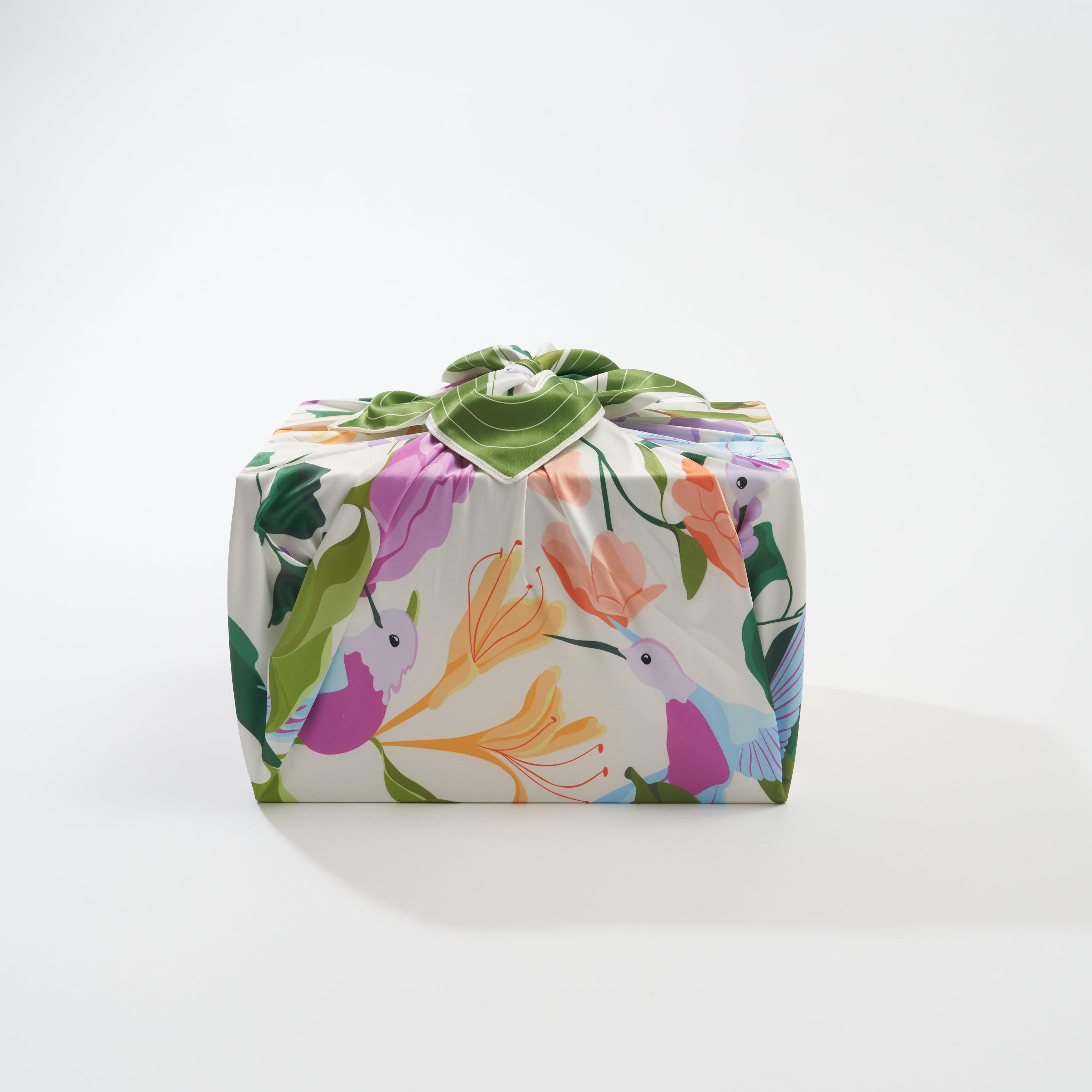 WRAPPR Gift Wrap - Vente Feuille de papier cadeau - Emballage cadeau Furoshiki par Danni Ha | 18 pouces, polyester recyclé15