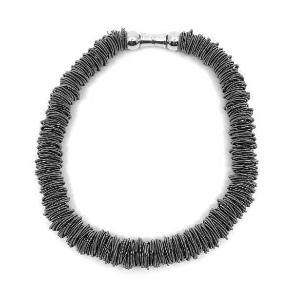 Sea Lily - Wholesale Beaded/Pearl Necklace - 1002 - Slate Spring Ring Necklace0