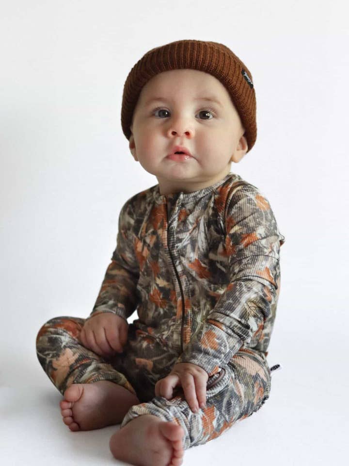 HUNTER | ZIP ROMPER for wholesale by Belle & bros