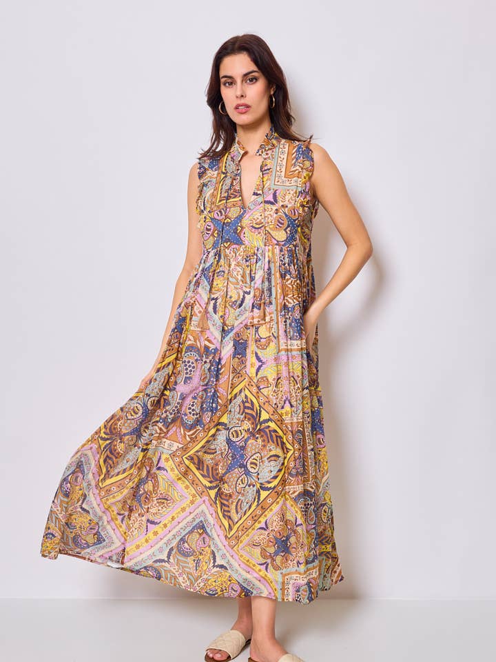 Long printed dress with V-neck for wholesale by SUNNY STUDIO