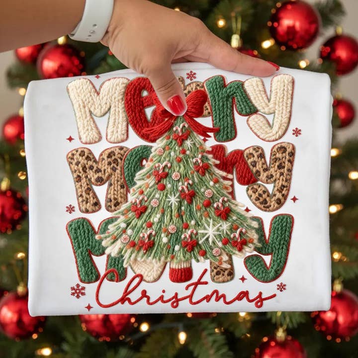 DLT Ecommerce - Wholesale T-shirt (graphic) – women's - Leopard Merry Christmas Latch Hook Yarn Faux Crochet Shirt1